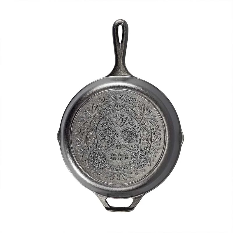 - Rabbit grass rack to prevent waste food boxSKILLET SUGAR SKULL 10.25 INCH