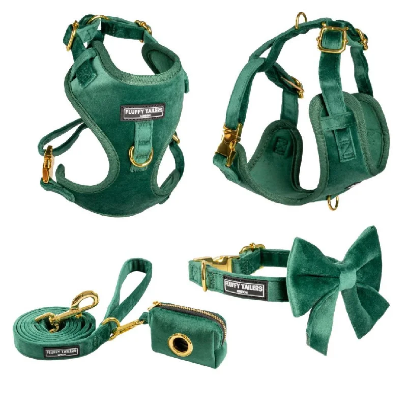 - Pet tear stain cleaning wipesLuxury Emerald Green Velvet Harness, Dog Collar And Bow Tie, Lead and Poo Bag Holder Complete Set